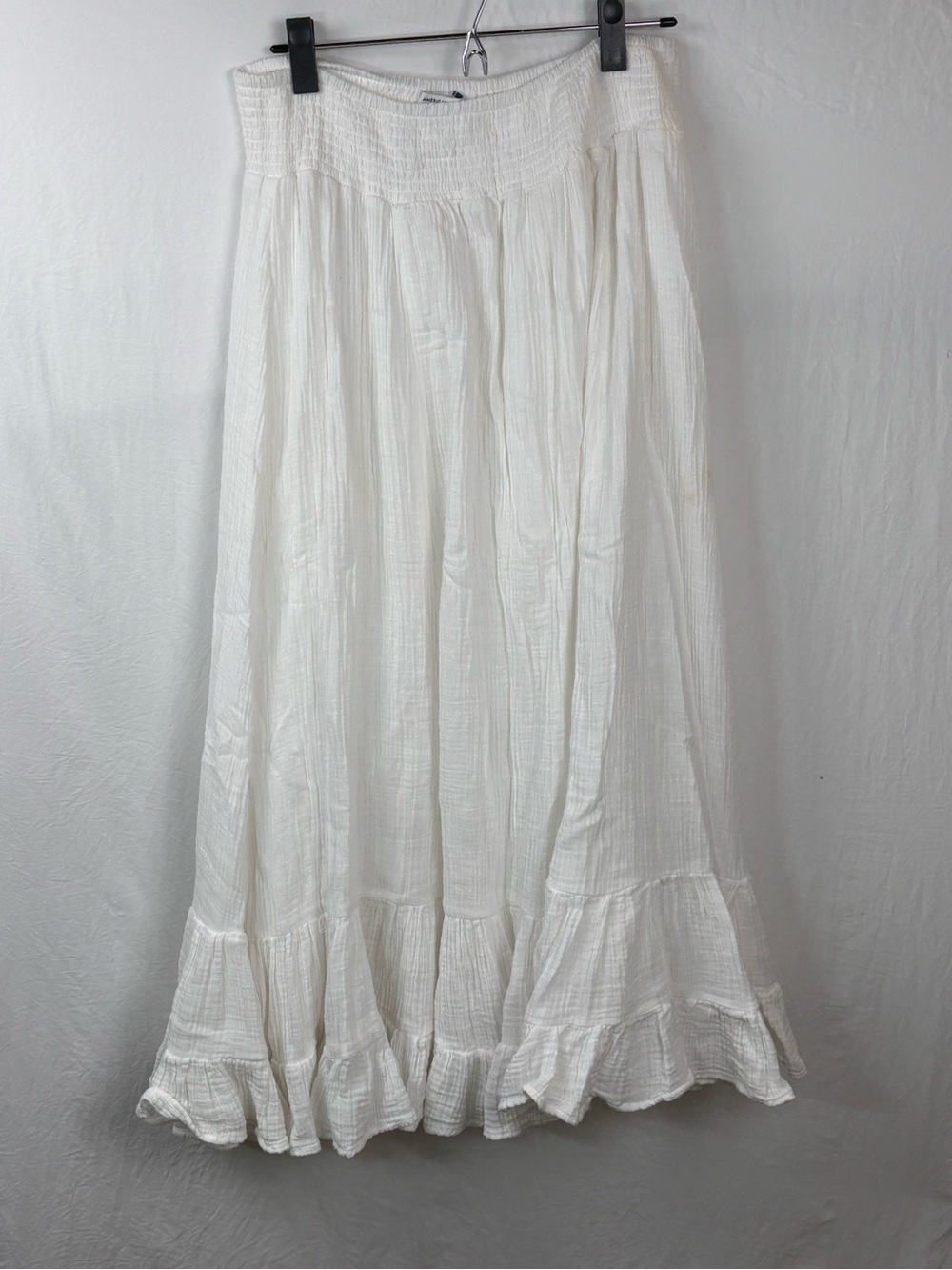 American Eagle Outfitters large White Maxi Skirt with Smocked Waist Ruffle Hem